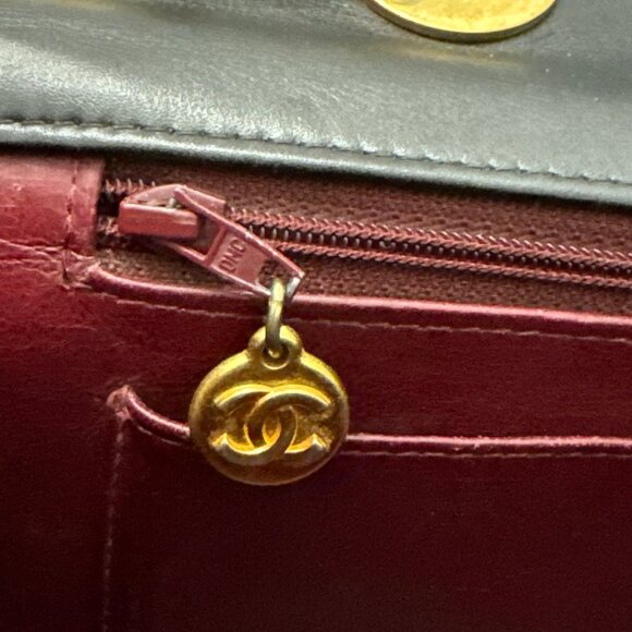 Chanel Vintage Black Jumbo Classic Flap Bag 24k Gold Hardware Lambskin Leather - Picture 6 of 16